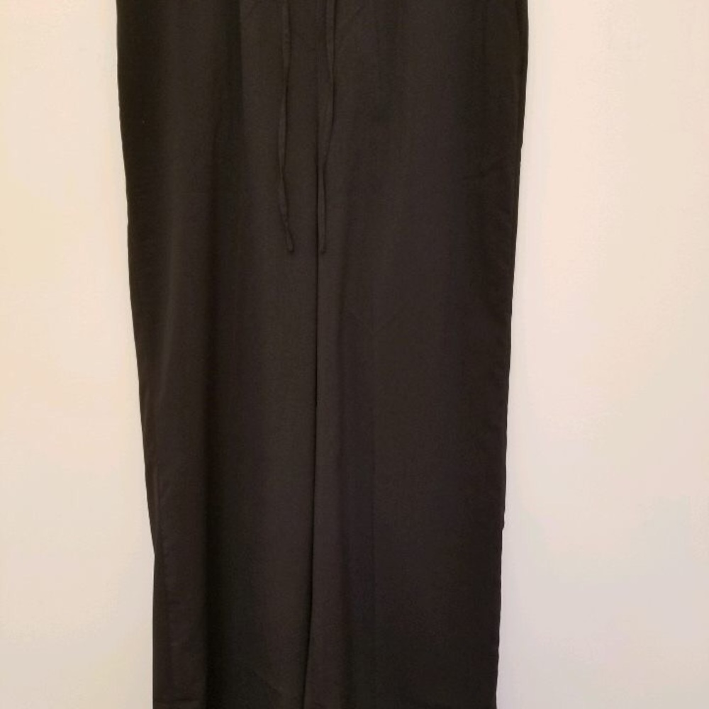 New, never worn pants. Size 8. Coldwater Creek.
